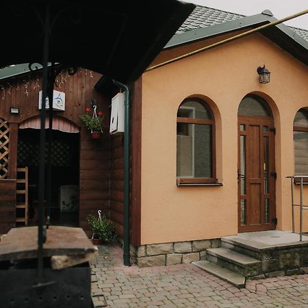 Villa Dereviy Yaremche Exterior foto